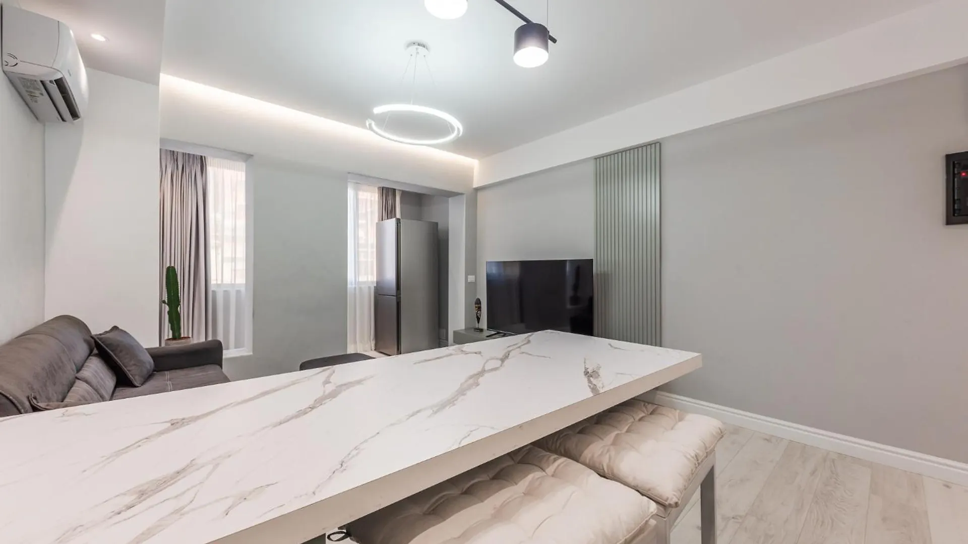 Moskat Apartments By Kondo Stays Tirana