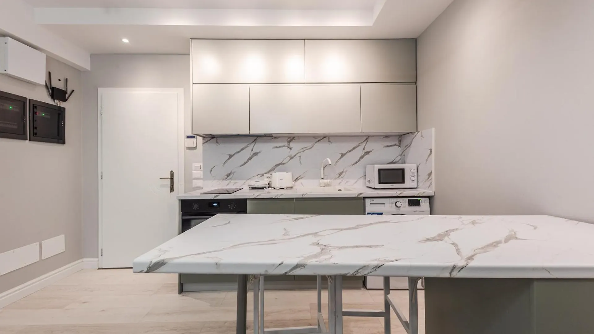 Moskat Apartments By Kondo Stays Tirana