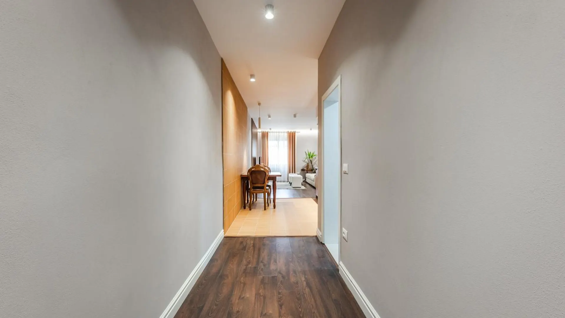 Moskat Apartments By Kondo Stays Tirana