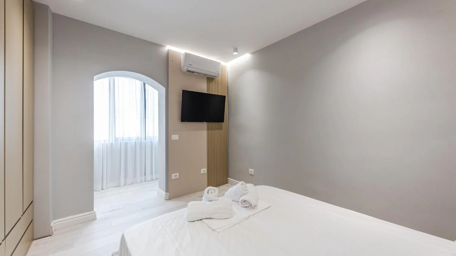Moskat Apartments By Kondo Stays Tirana