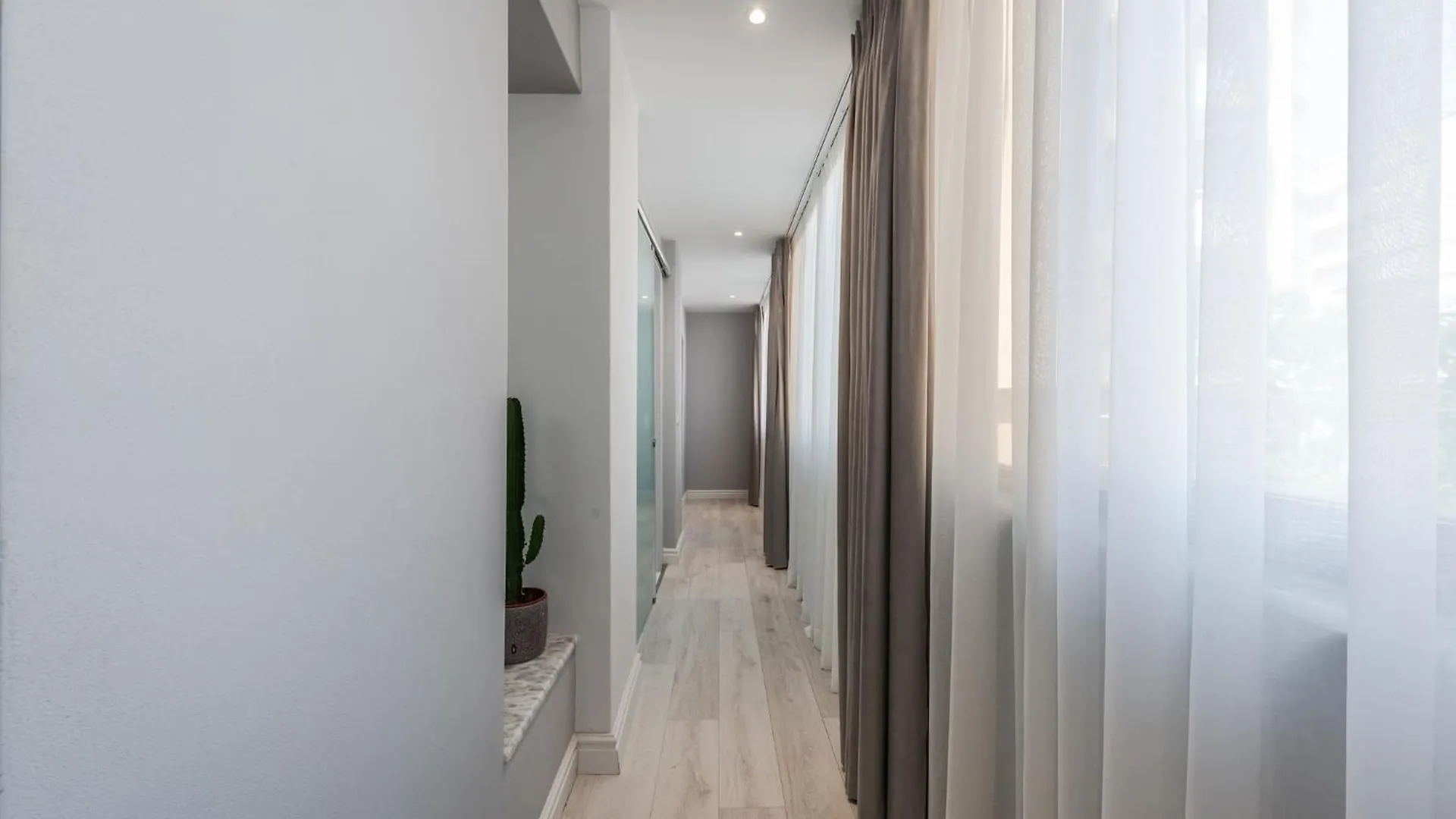Moskat Apartments By Kondo Stays Tirana 0*,