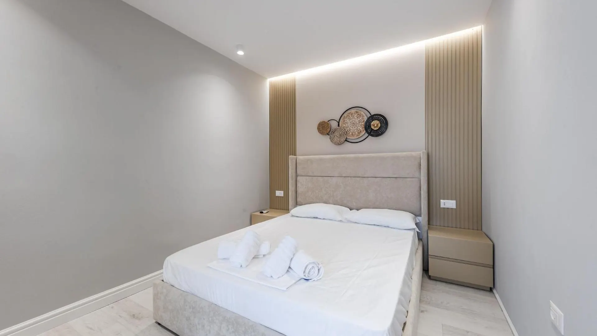 Moskat Apartments By Kondo Stays Tirana 0*,